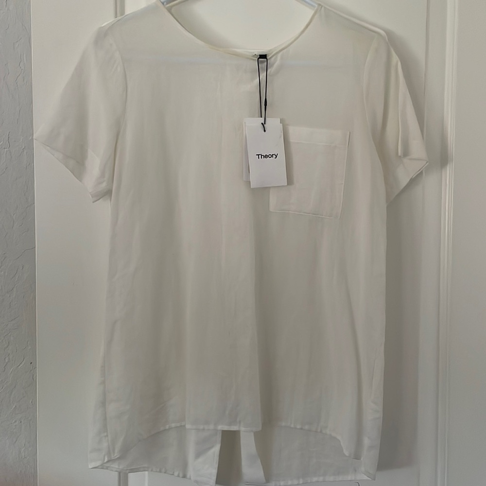 Theory white short